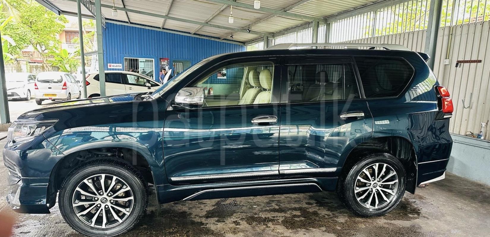 Advertisement image 5