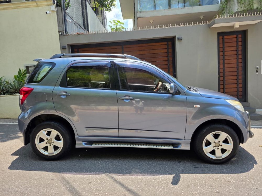 Daihatsu Terios 2007 - மறுசீரமைக்கப்பட்டது SUV sale in Sri Lanka - patpat.lk