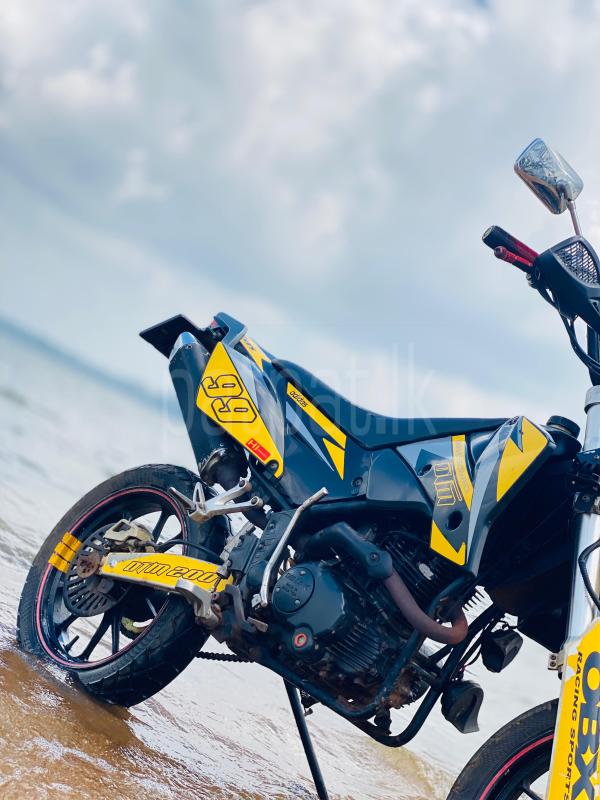 Advertisement image 6