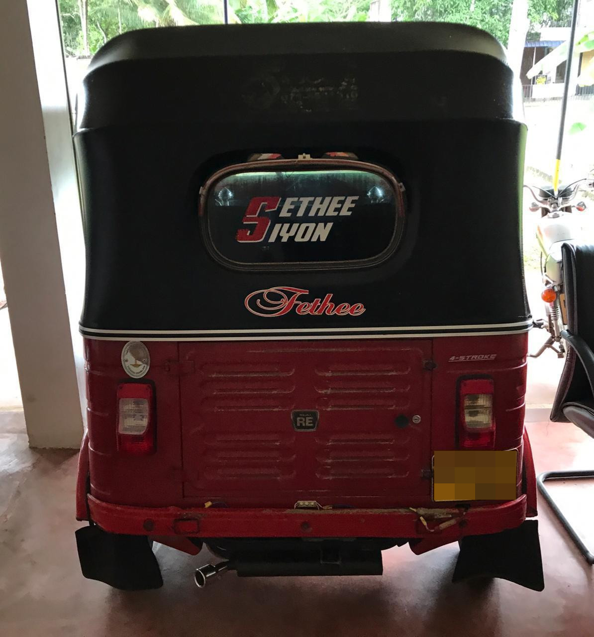 Bajaj Three Wheel 2014 - பயன்படுத்தப்பட்டது முச்சக்கர வண்டி sale in Sri Lanka - patpat.lk