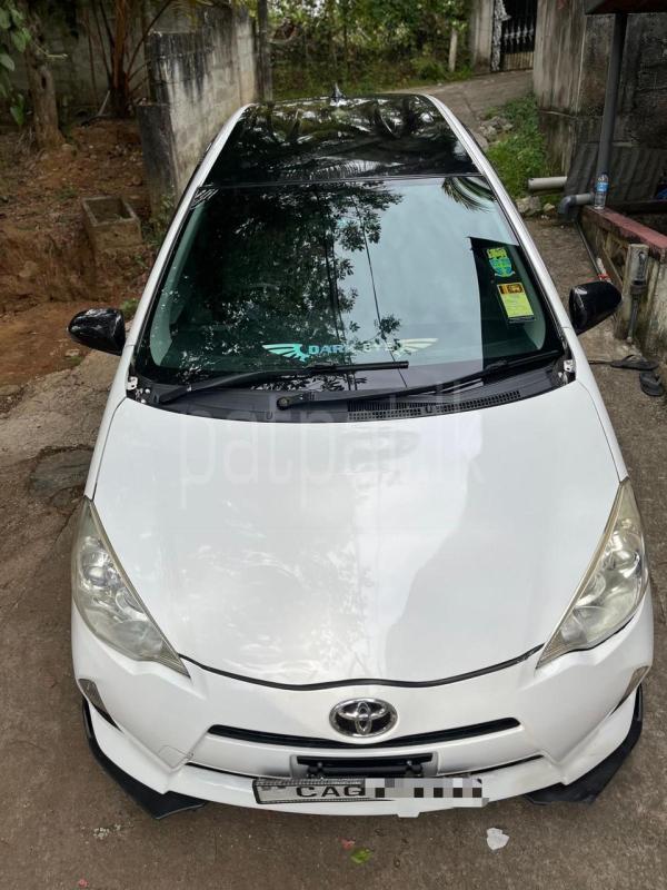 Toyota Aqua 2013 - பயன்படுத்தப்பட்டது கார் sale in Sri Lanka - patpat.lk