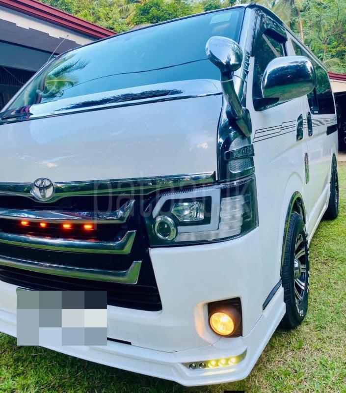 Toyota Hiace 2007 - Used Van sale in Sri Lanka - patpat.lk