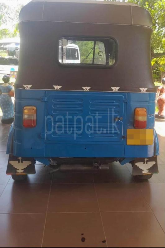 Bajaj Three Wheel 2012 - பயன்படுத்தப்பட்டது முச்சக்கர வண்டி sale in Sri Lanka - patpat.lk