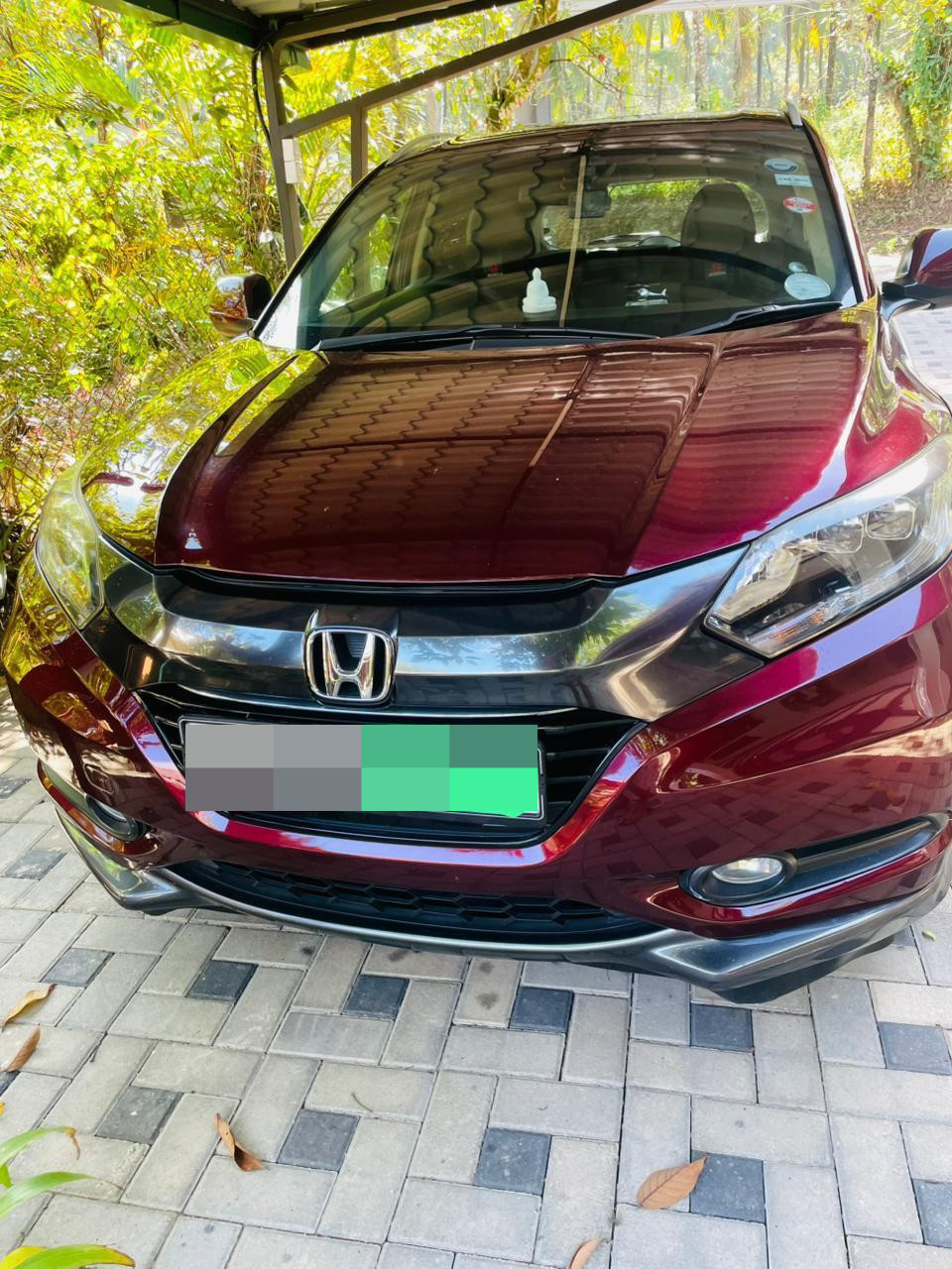 Honda Vezel 2014 - Used SUV sale in Sri Lanka - patpat.lk