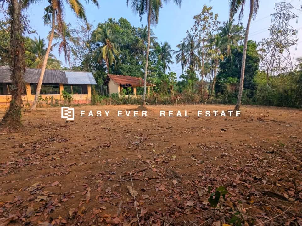 Residential Land for Sale in Udugampola