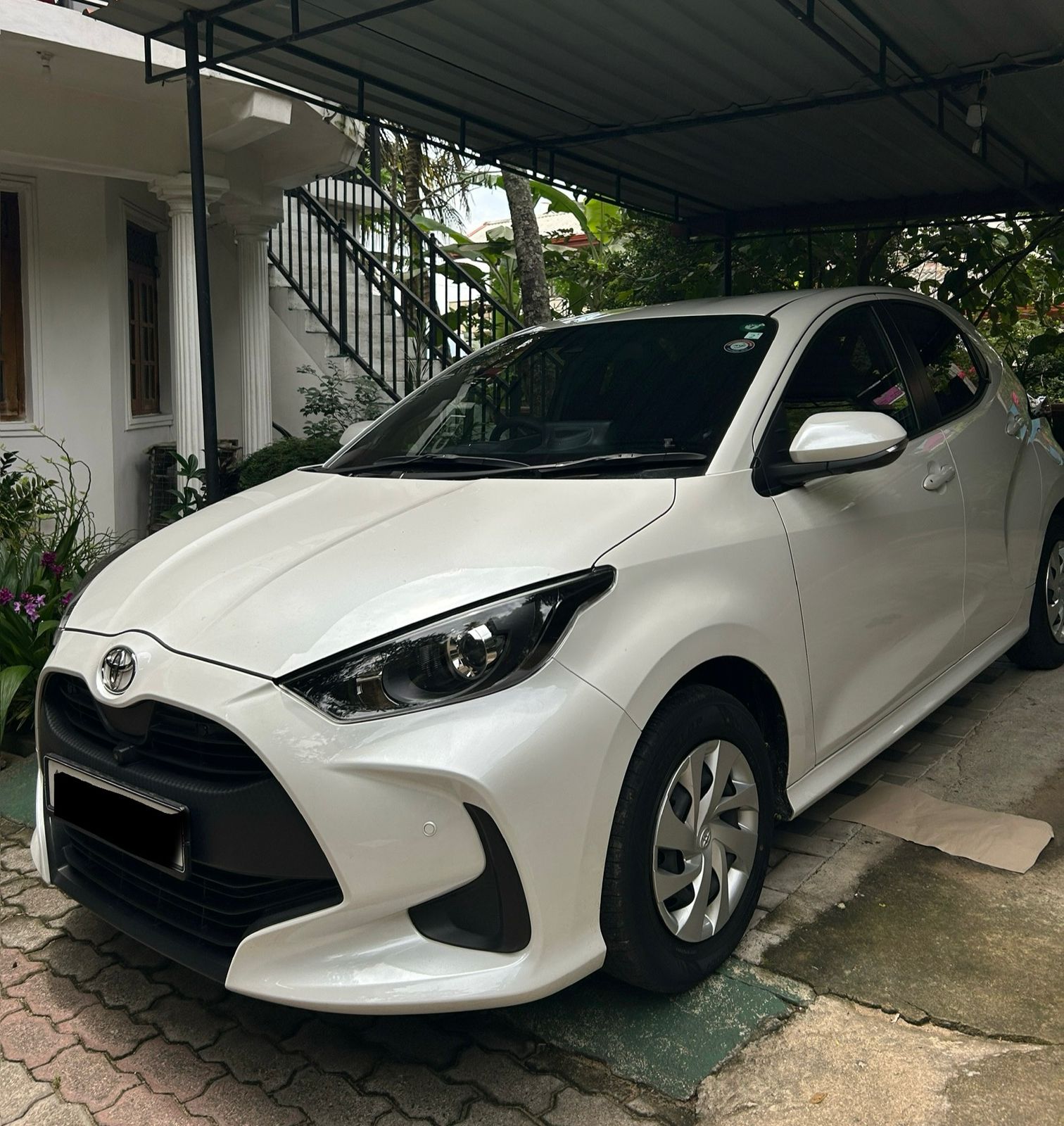 Toyota Yaris 2023 - Used Car sale in Sri Lanka - patpat.lk
