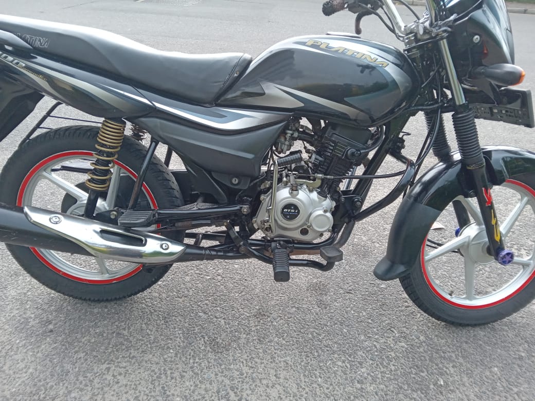 Bajaj Platina 2017 - பயன்படுத்தப்பட்டது பைக் sale in Sri Lanka - patpat.lk