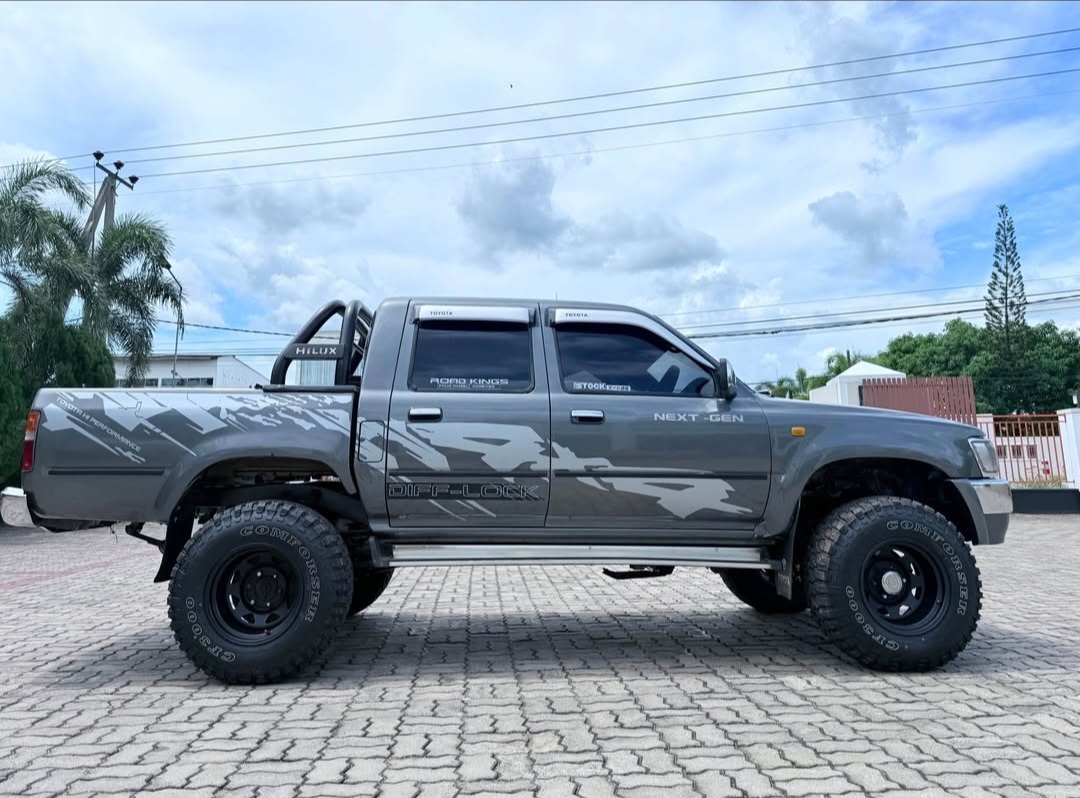 Toyota Hilux 1992 - Used Pick-up  sale in Sri Lanka - patpat.lk