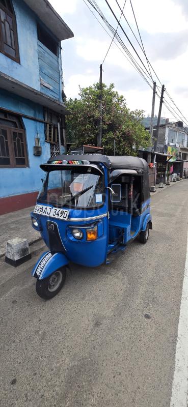 Bajaj 4 stroke 2013 - பயன்படுத்தப்பட்டது முச்சக்கர வண்டி sale in Sri Lanka - patpat.lk