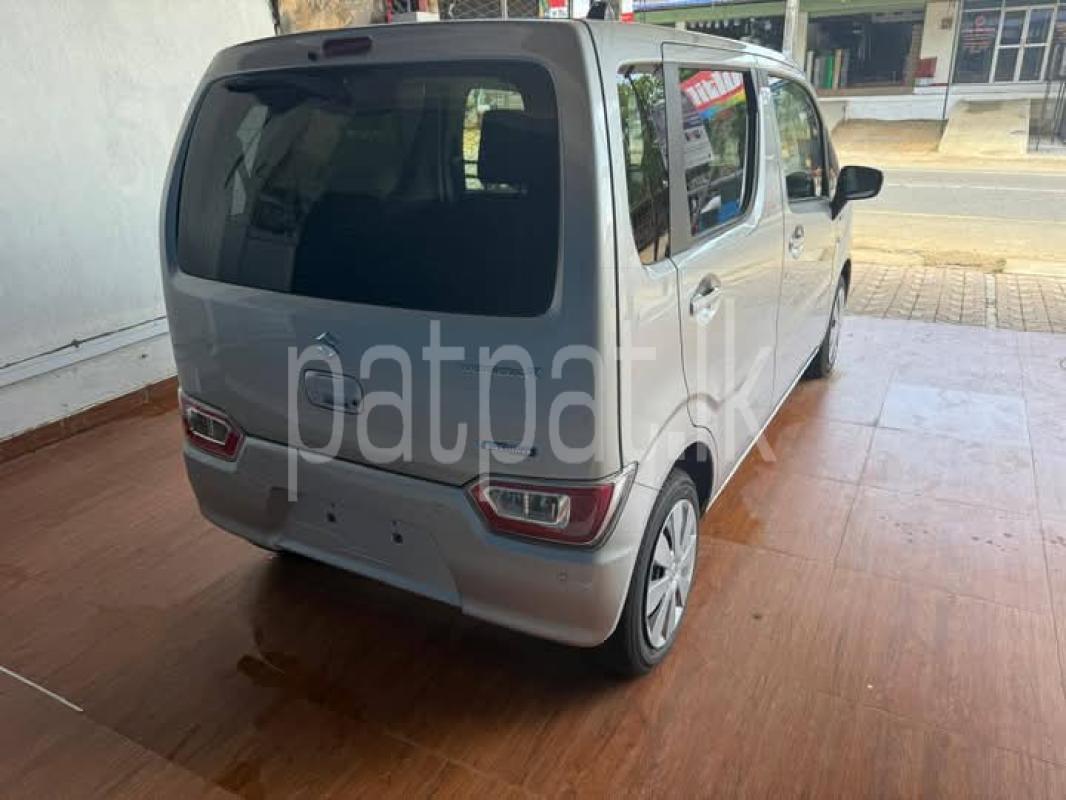 Advertisement image 4