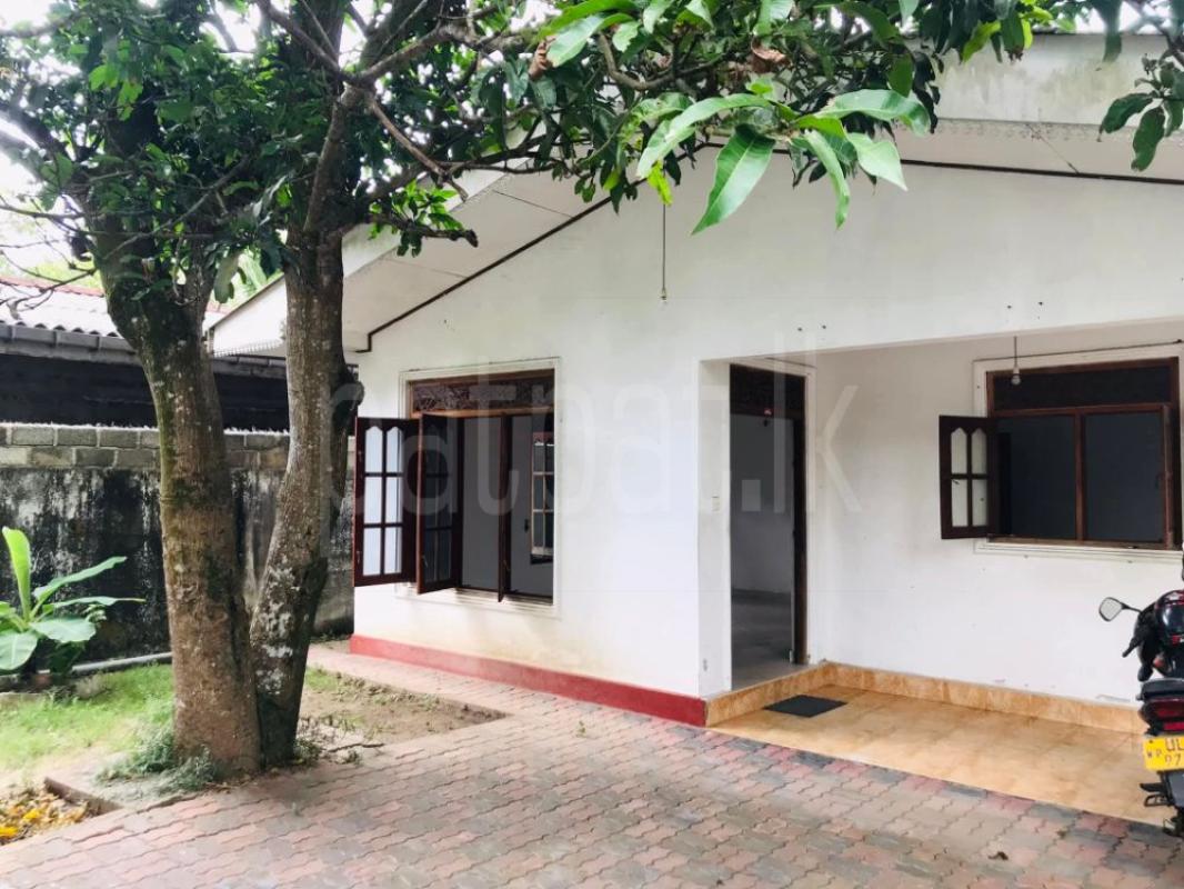 House for Sale in Wadduwa ads-image-1