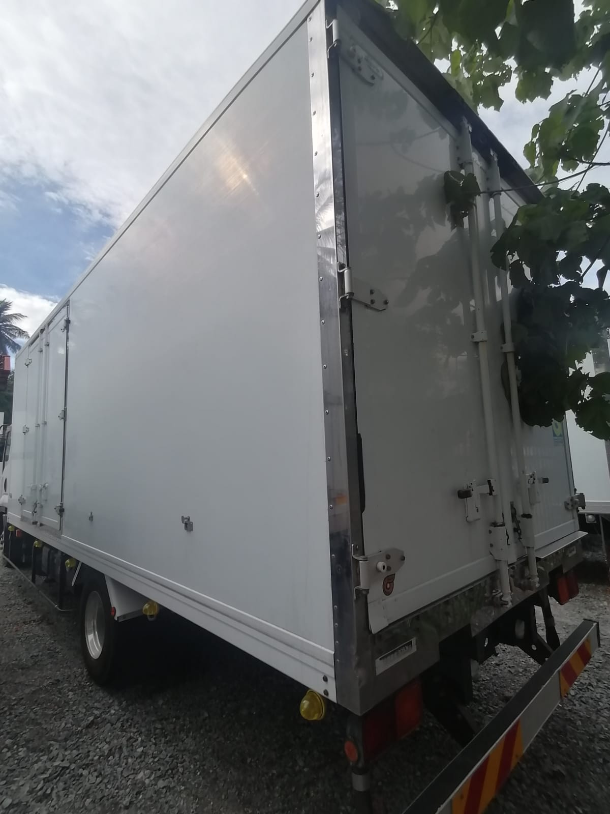 Advertisement image 4