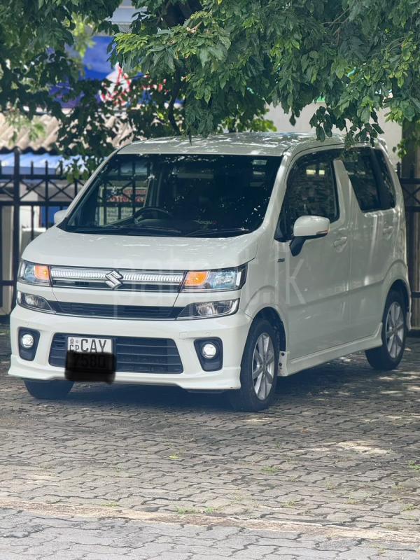 Suzuki Wagon R 2018 - භාවිතා කරන ලද කාර් sale in Sri Lanka - patpat.lk