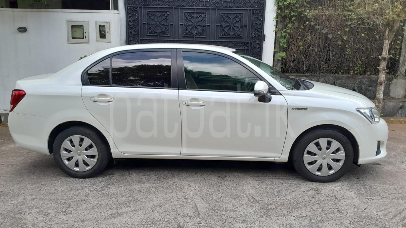 Toyota Axio 2015 - භාවිතා කරන ලද කාර් sale in Sri Lanka - patpat.lk