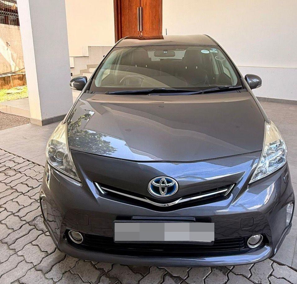Toyota Prius 2013 - Used Car sale in Sri Lanka - patpat.lk