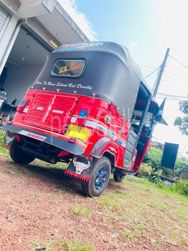 Advertisement image 6