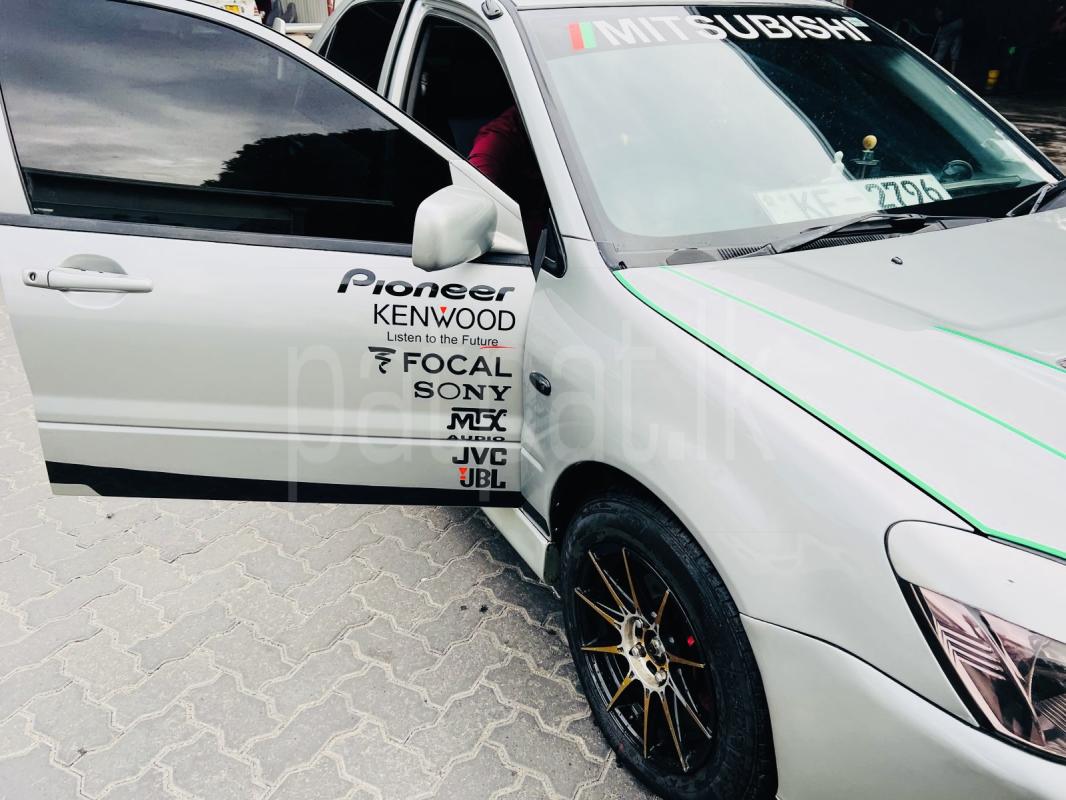 Advertisement image 1