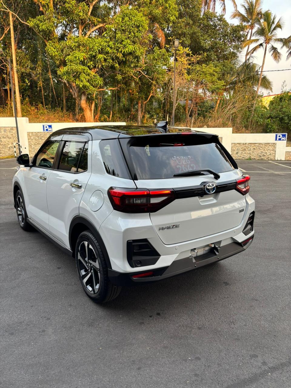 Toyota Raize 2025 - சான்றளிக்கப்பட்டது SUV sale in Sri Lanka - patpat.lk