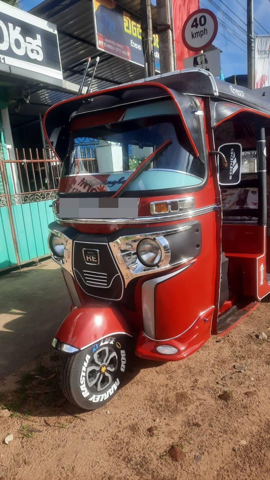 Bajaj 4 stroke 2016 - பயன்படுத்தப்பட்டது முச்சக்கர வண்டி sale in Sri Lanka - patpat.lk