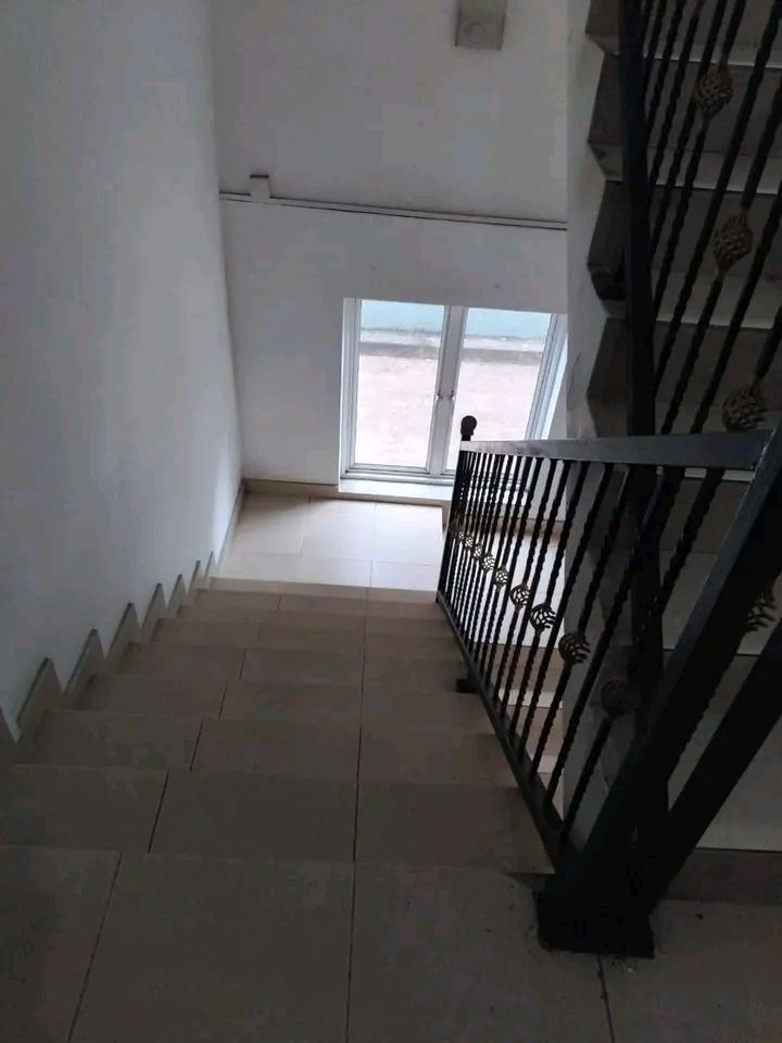 Semi Luxury Apartment for Sale in Mattakkuliya (Colombo 15)