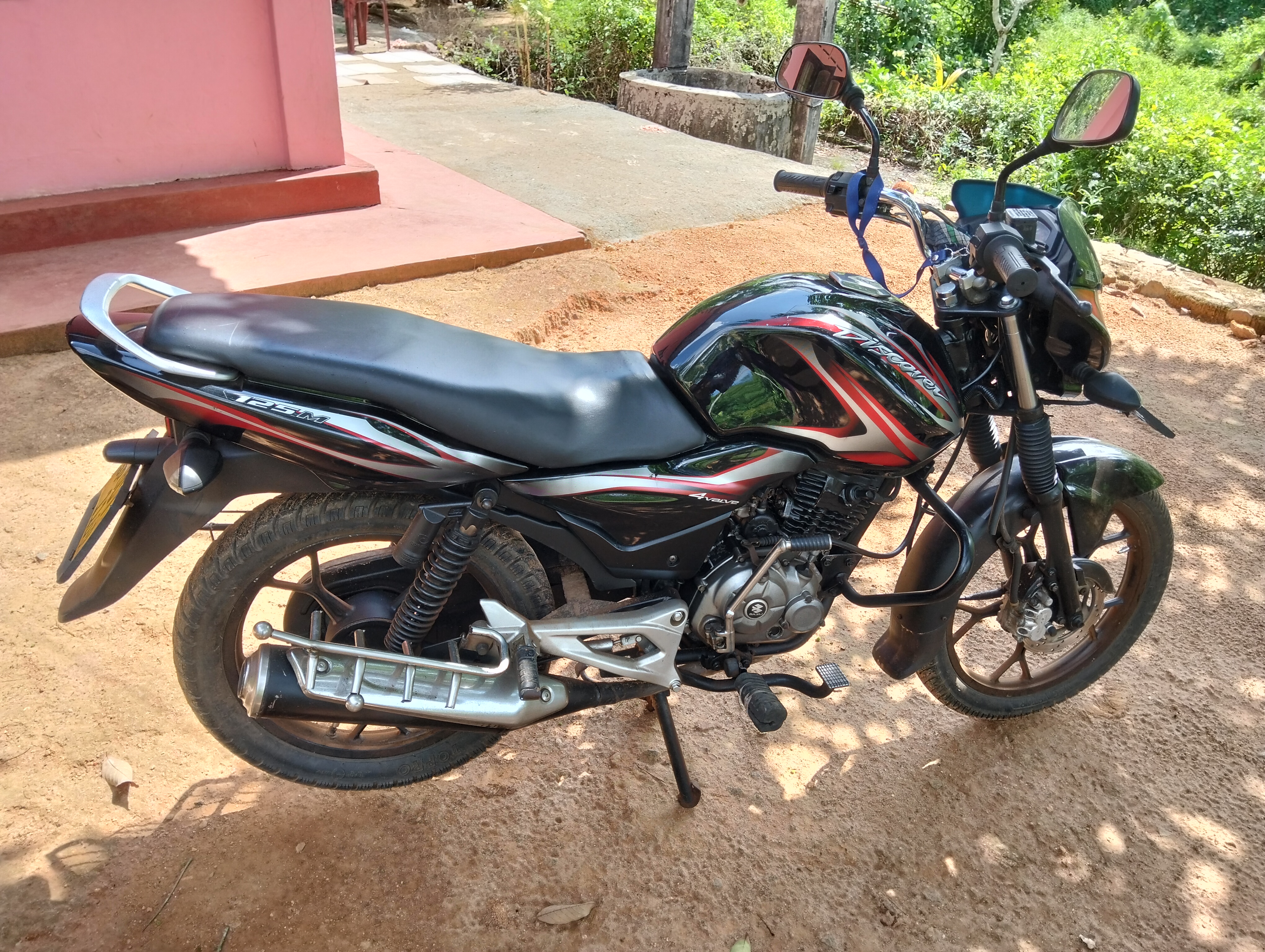 Bajaj Discover 2015 - பயன்படுத்தப்பட்டது பைக் sale in Sri Lanka - patpat.lk