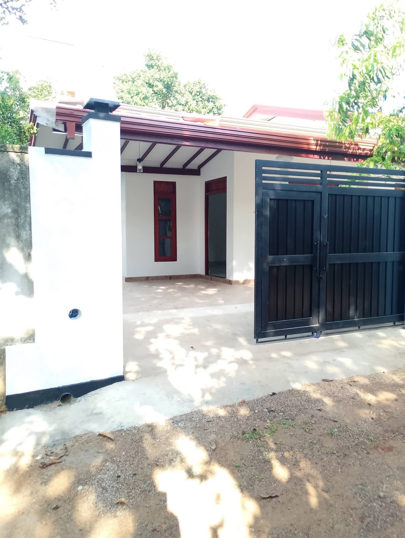 House for Sale in Bandaragama