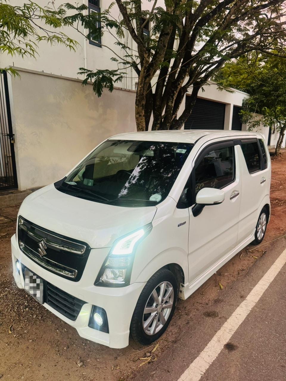 Suzuki Wagon R 2018 ads-image-1