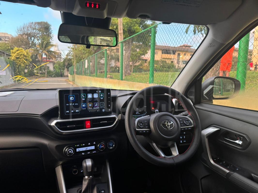 Advertisement image 6