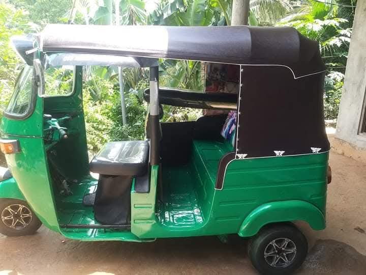 Bajaj 2 stroke 2006 - பயன்படுத்தப்பட்டது முச்சக்கர வண்டி sale in Sri Lanka - patpat.lk