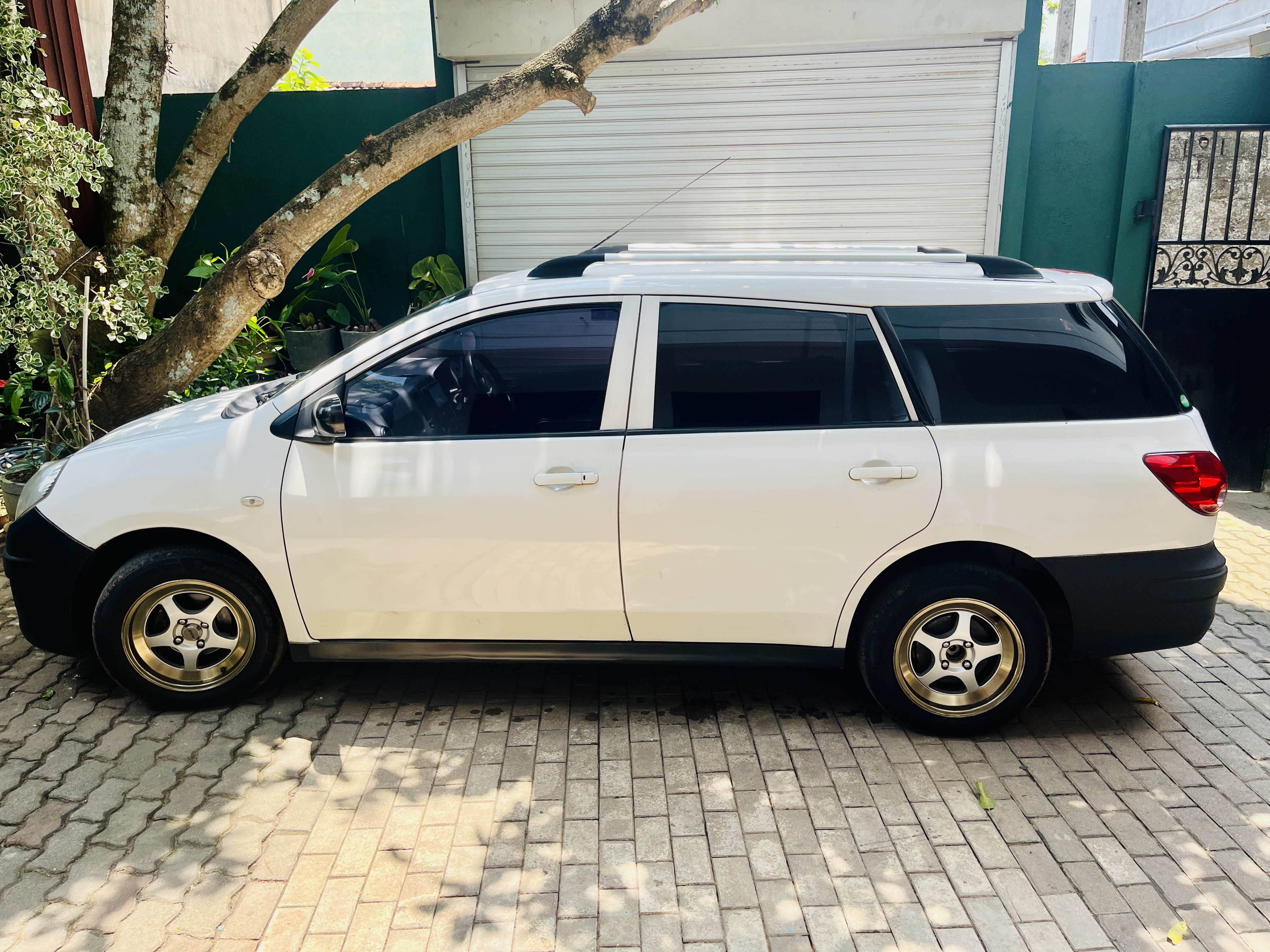 Nissan AD Wagon 2012 - பயன்படுத்தப்பட்டது கார் sale in Sri Lanka - patpat.lk
