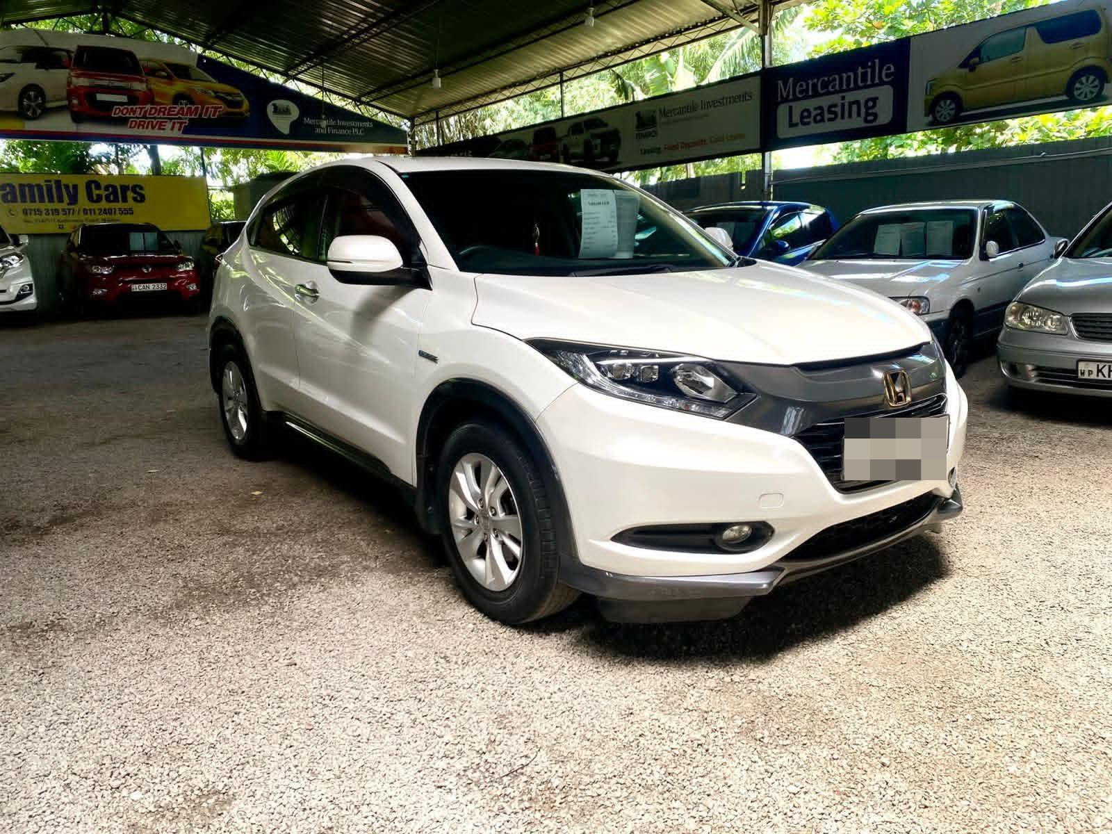 Honda Vezel 2014 - Used SUV sale in Sri Lanka - patpat.lk