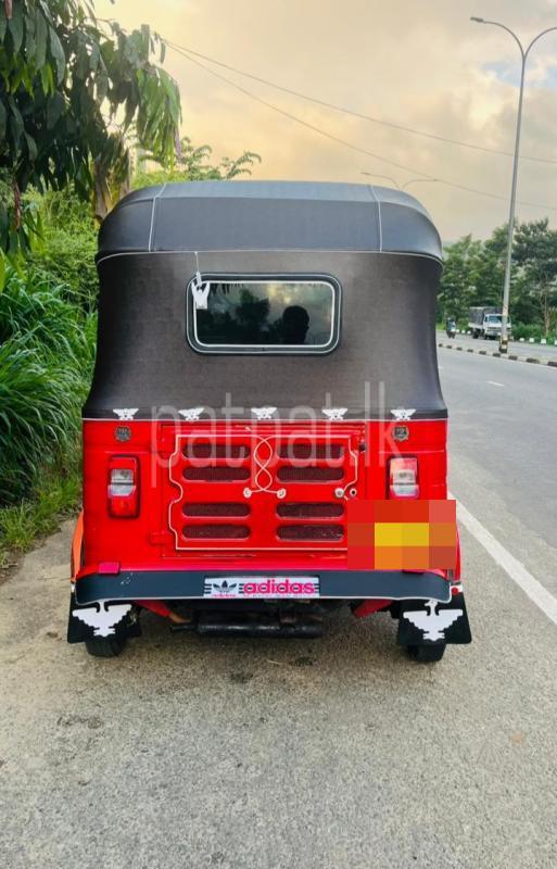 Bajaj 4 stroke 2013 - பயன்படுத்தப்பட்டது முச்சக்கர வண்டி sale in Sri Lanka - patpat.lk