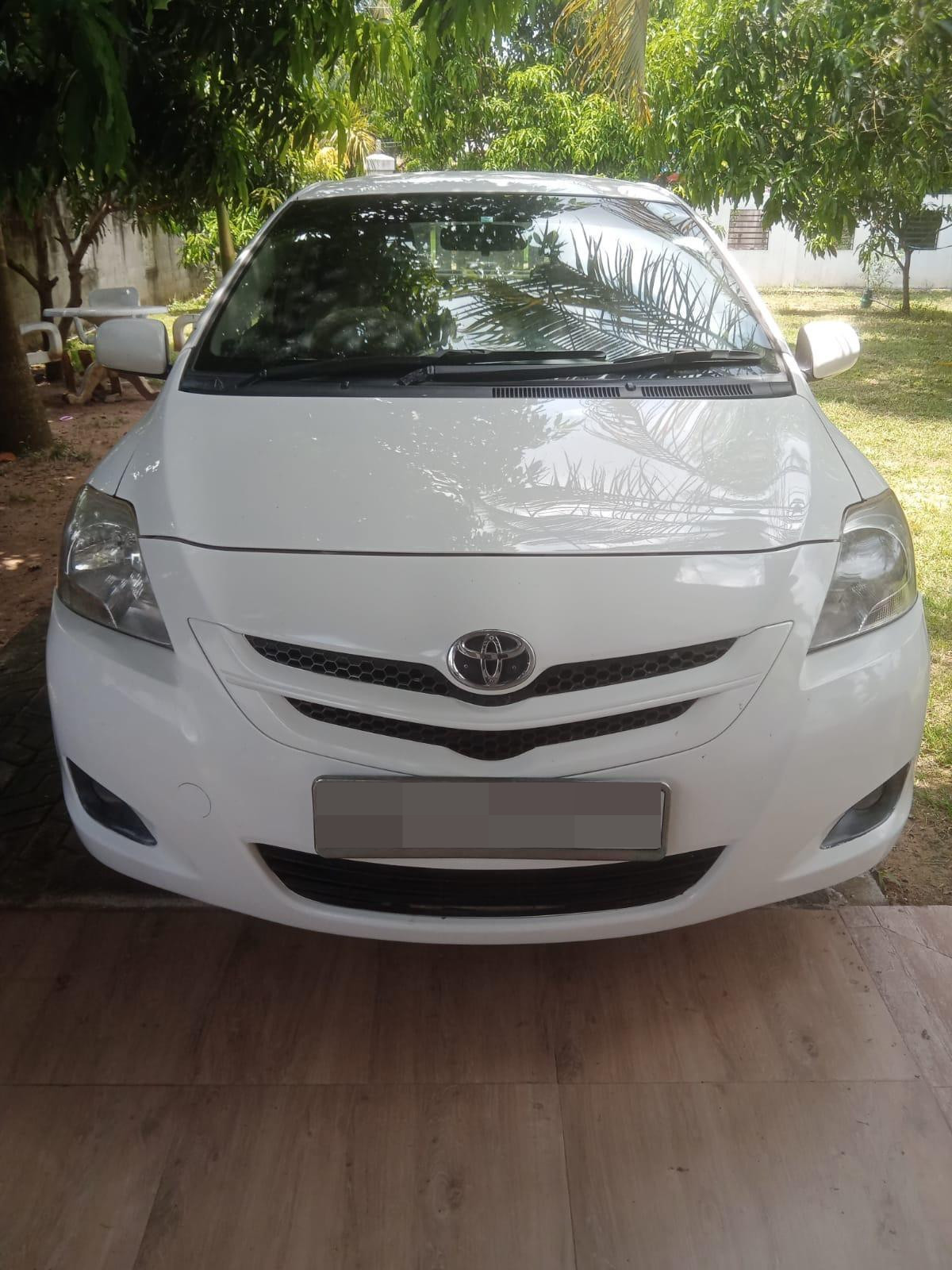 Toyota Belta 2009 ads-image-1