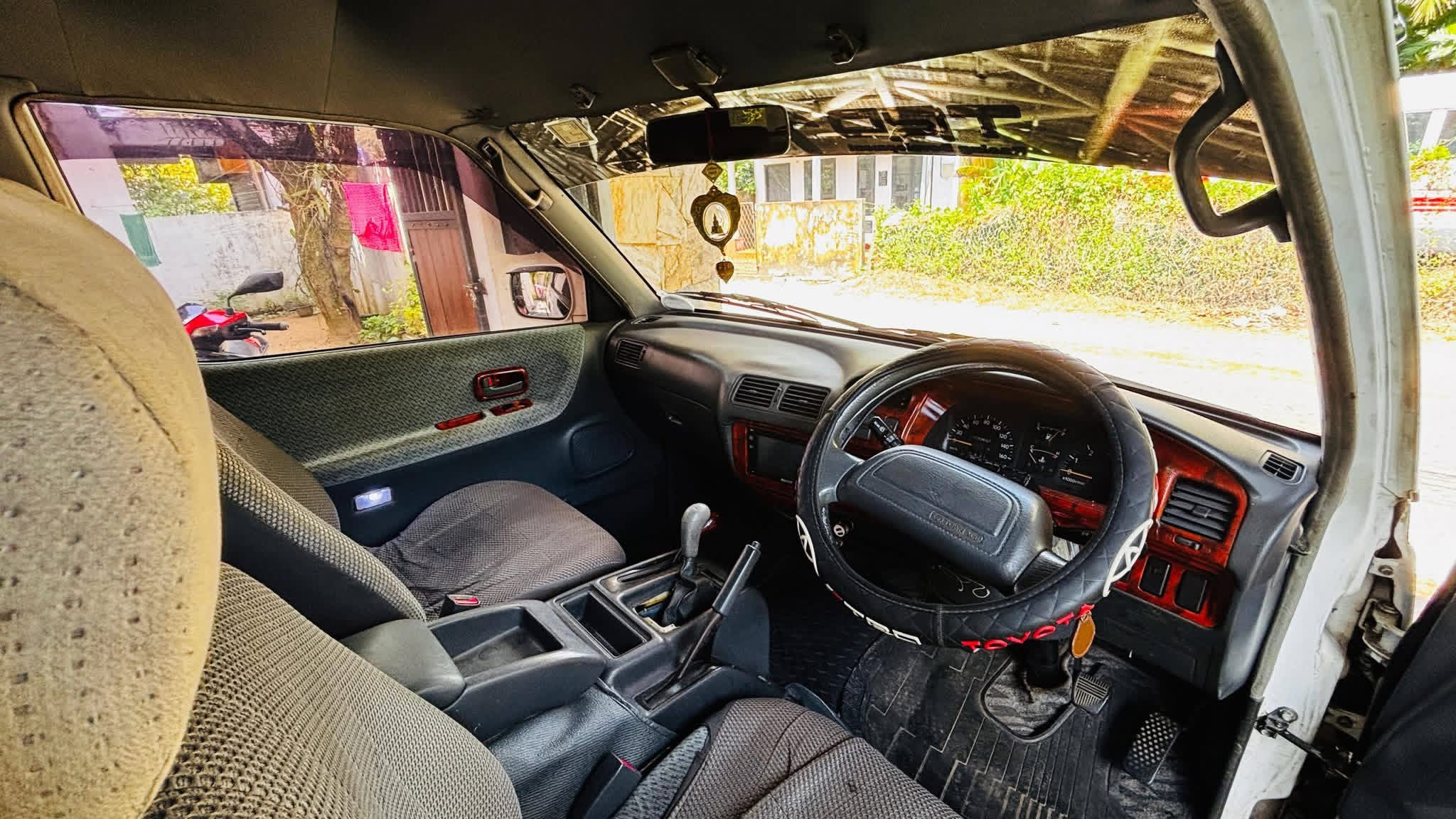 Toyota TownAce 1996 - Used Van sale in Sri Lanka - patpat.lk