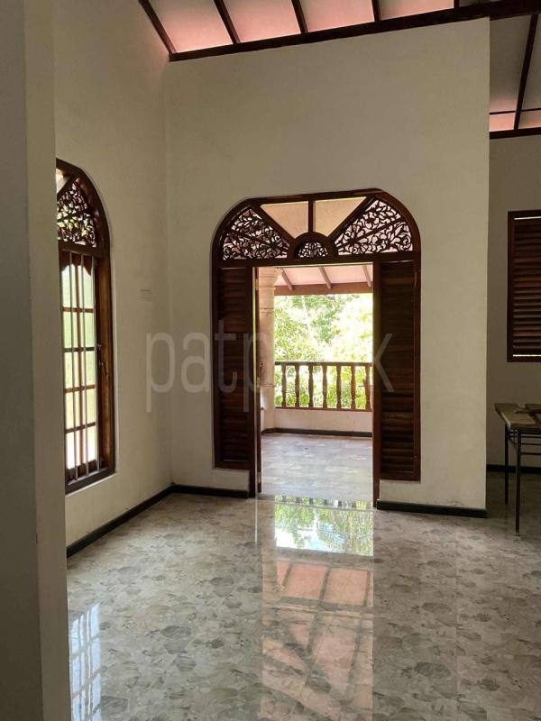 House for Sale in Galle ads-image-1