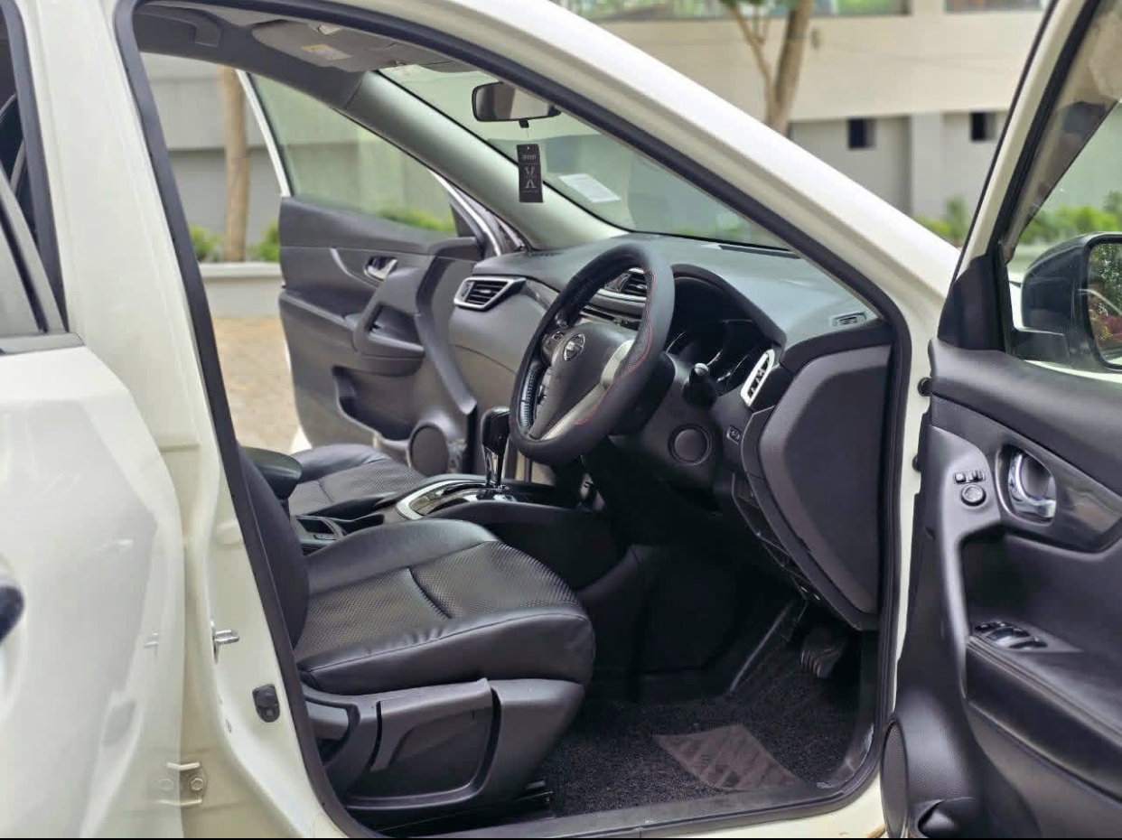 Nissan X Trail 2015 - Used SUV sale in Sri Lanka - patpat.lk