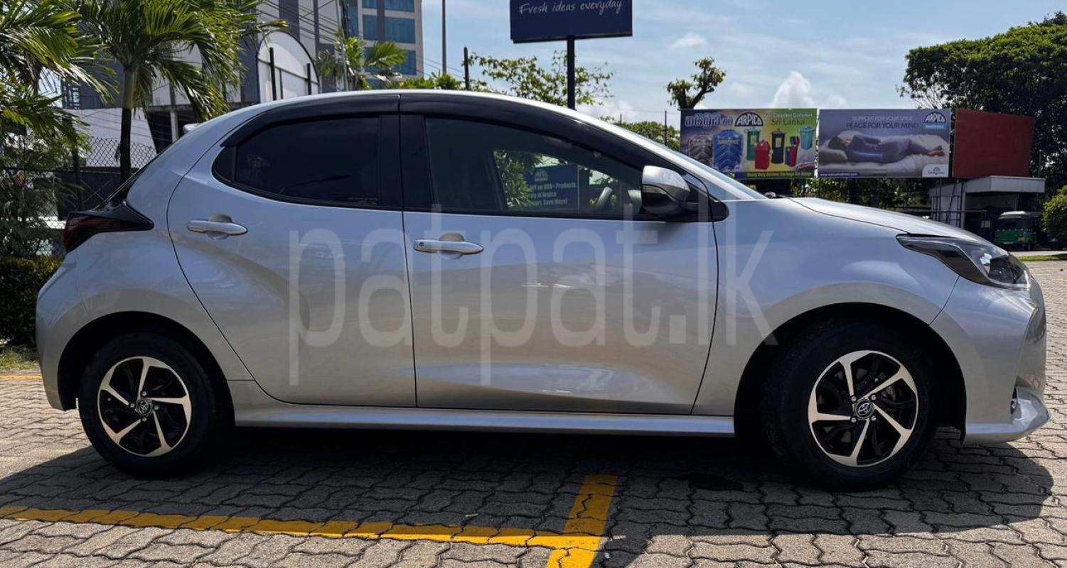 Toyota Yaris 2023 - නැවත සකස් කල කාර් sale in Sri Lanka - patpat.lk