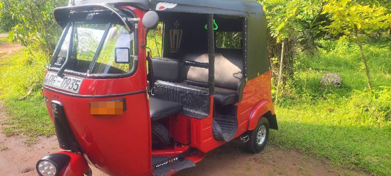 Bajaj 2 stroke 2006 - பயன்படுத்தப்பட்டது முச்சக்கர வண்டி sale in Sri Lanka - patpat.lk