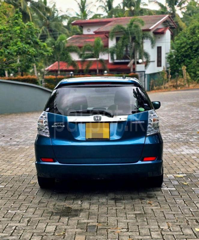 Advertisement image 4