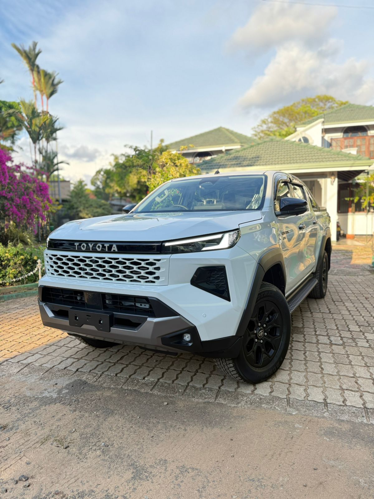Toyota Hilux 2025 - Brand New Pick-up  sale in Sri Lanka - patpat.lk