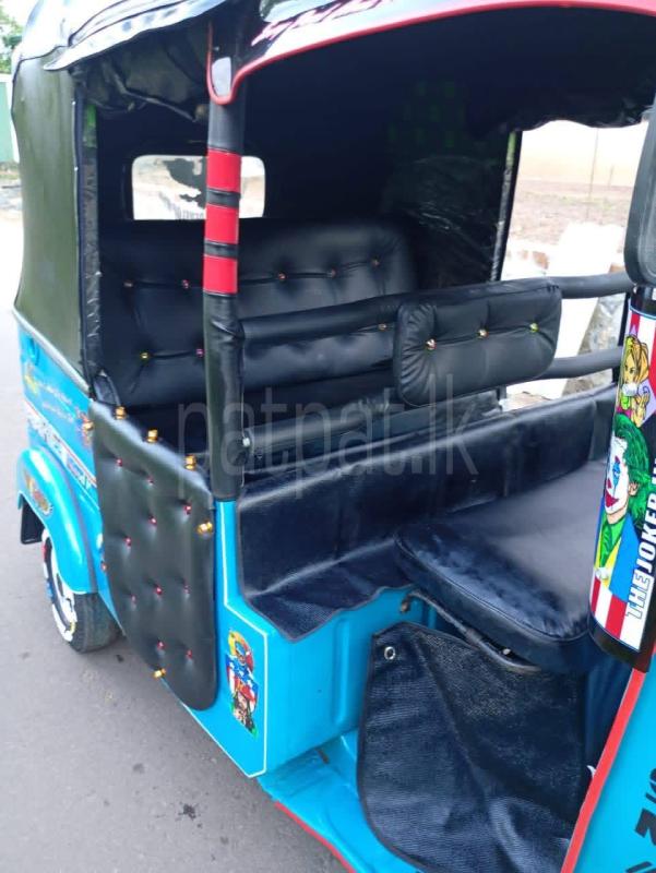 Bajaj Three Wheel 2005 - භාවිතා කරන ලද ත්‍රිරෝද රථය sale in Sri Lanka - patpat.lk