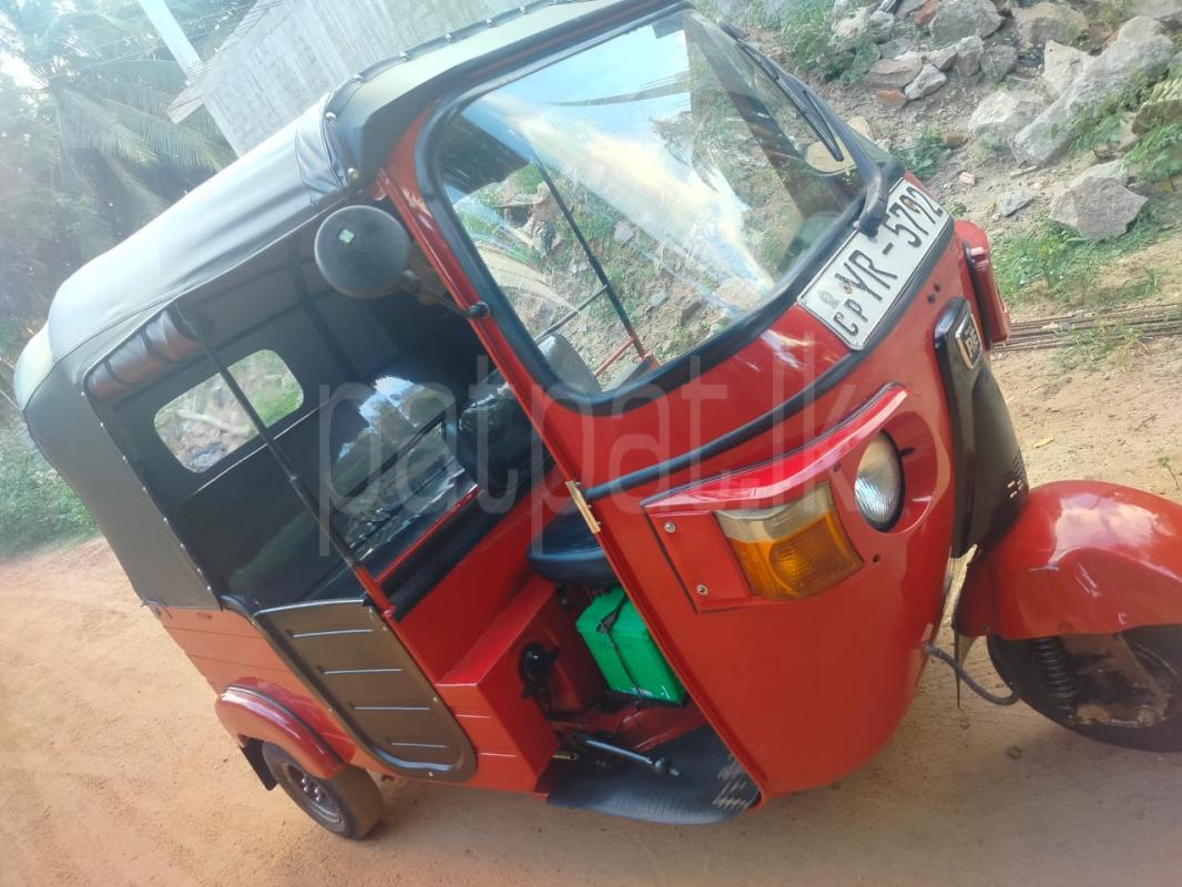 Bajaj Three Wheel 2011 - பயன்படுத்தப்பட்டது முச்சக்கர வண்டி sale in Sri Lanka - patpat.lk