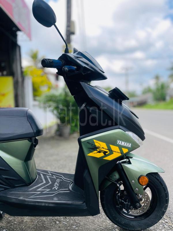 Yamaha Ray ZR 2017 - பயன்படுத்தப்பட்டது பைக் sale in Sri Lanka - patpat.lk