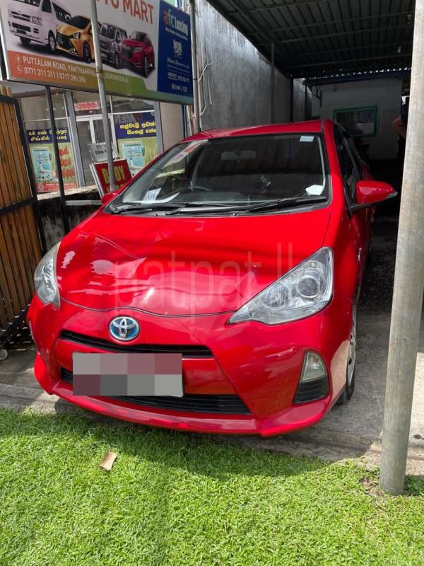 Toyota Aqua 2012 - பயன்படுத்தப்பட்டது கார் sale in Sri Lanka - patpat.lk