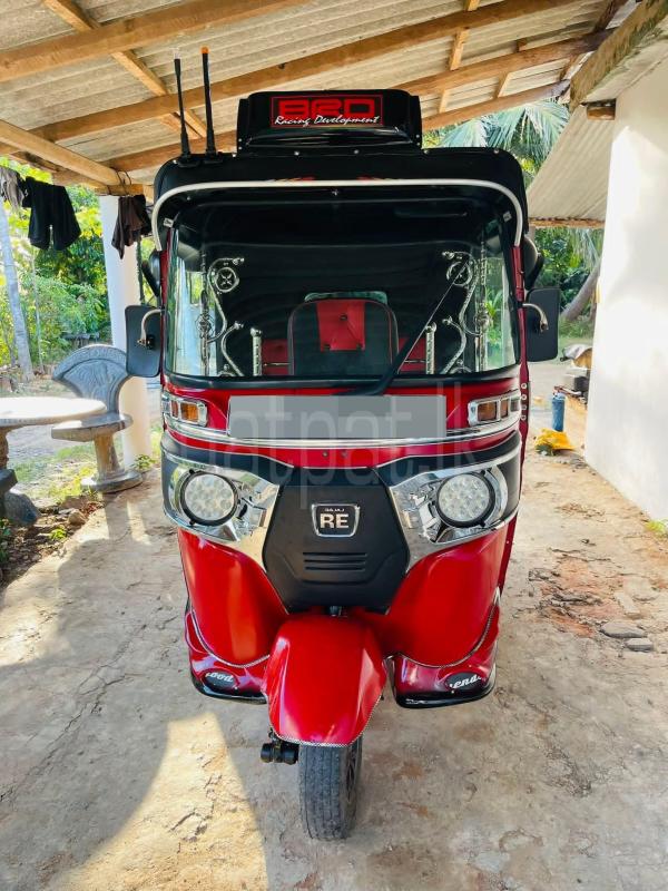 Bajaj Three Wheel 2015 - மறுசீரமைக்கப்பட்டது முச்சக்கர வண்டி sale in Sri Lanka - patpat.lk