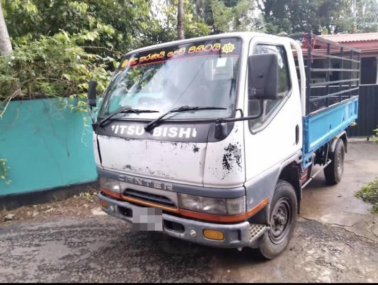 Mitsubishi Canter 1993 - பயன்படுத்தப்பட்டது டிரக் sale in Sri Lanka - patpat.lk