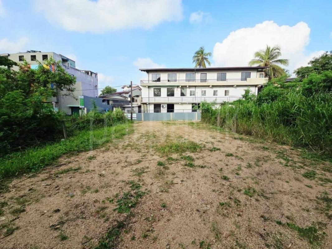 Commercial Land for Sale in Malabe