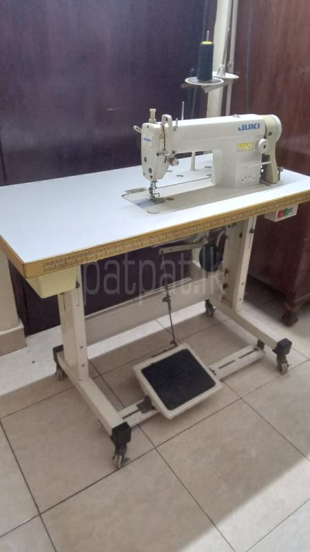 JUKI Sewing Machine ( DDL-8100e)
