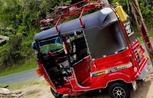 Bajaj 4 stroke 2012 - பயன்படுத்தப்பட்டது முச்சக்கர வண்டி sale in Sri Lanka - patpat.lk