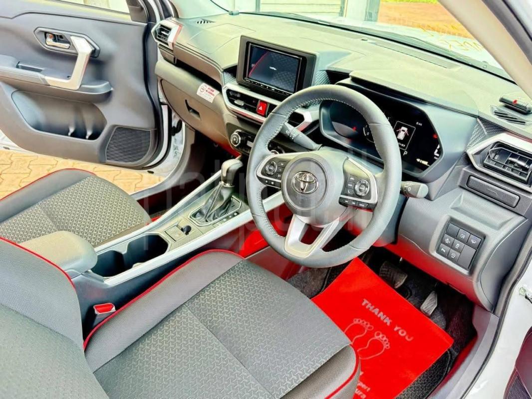 Advertisement image 6